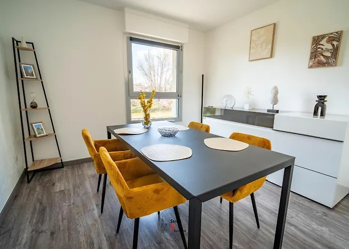 La Madeleine De Proust - Joli 3 Pièces Avec Parking Privé Apartamento *